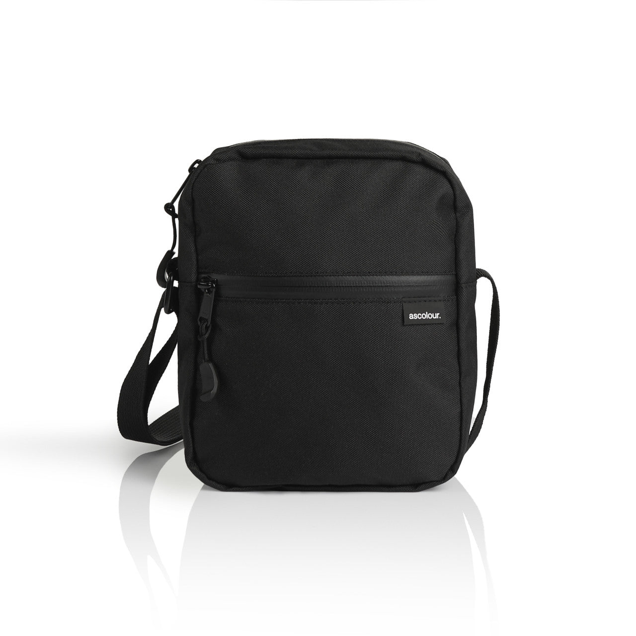 1026 Recycled Transit Bag in Black
