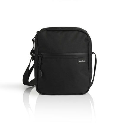 1026 Recycled Transit Bag in Black