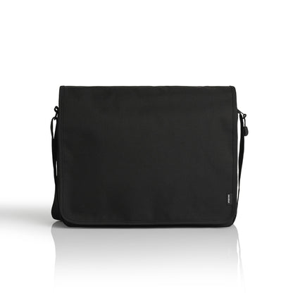 1027 Recycled Messenger Bag in Black